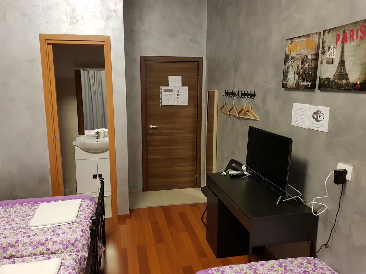 Rome Napoleone Rooms エクステリア 写真