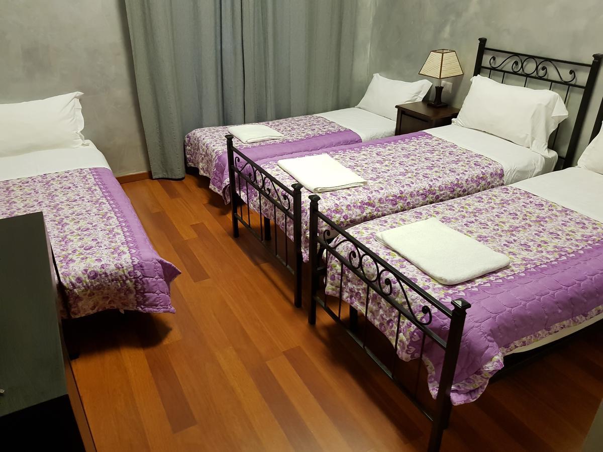Rome Napoleone Rooms エクステリア 写真